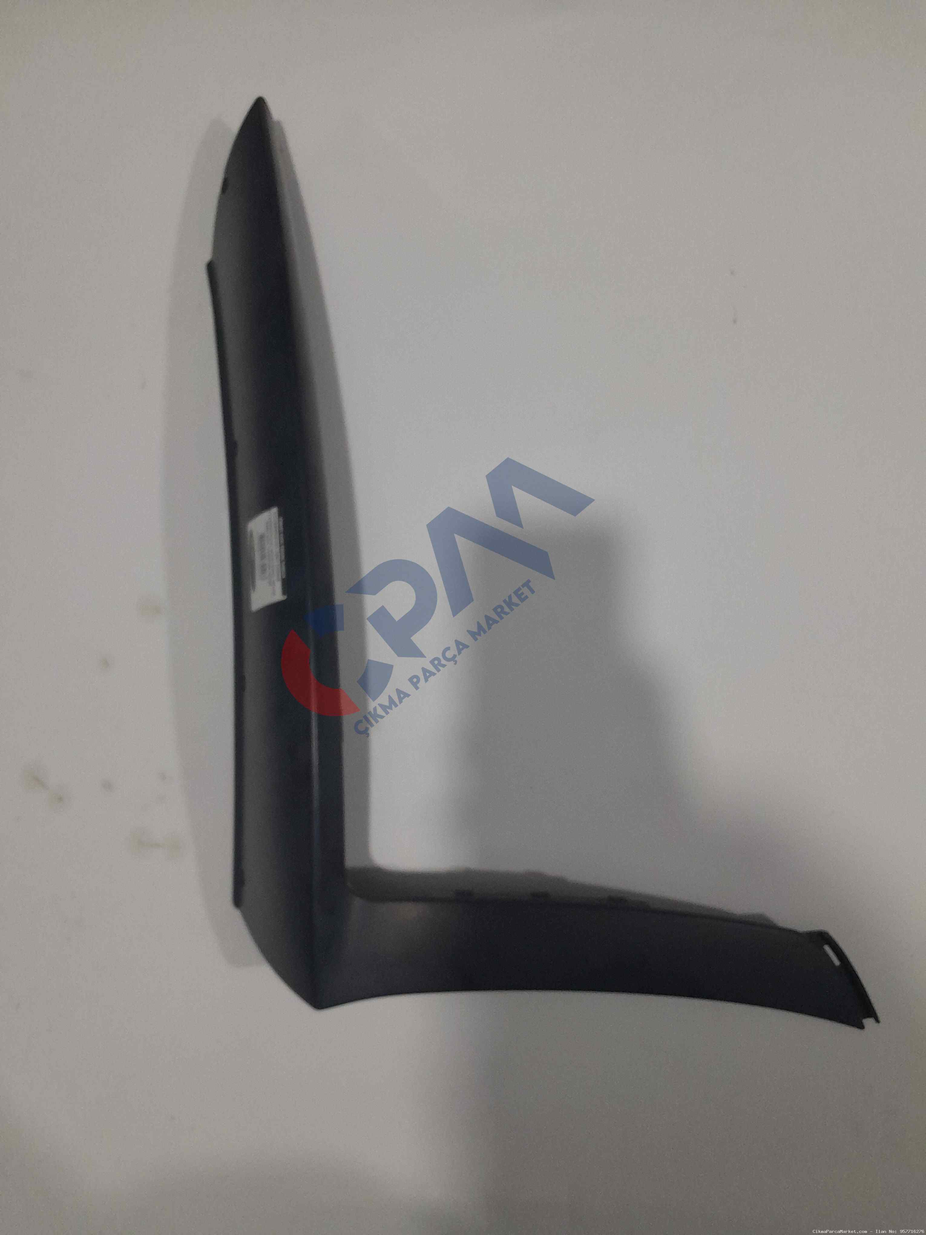 Mercedes CLA Serisi W118 Sol Ön Tampon Alt Köşe Gövde  Kaplama Bakaliti A1188855101