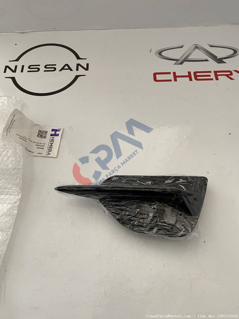 2018 2020 Nissan Qashqai Sağ Ön Sis Far Kapağı 62256 HV10A