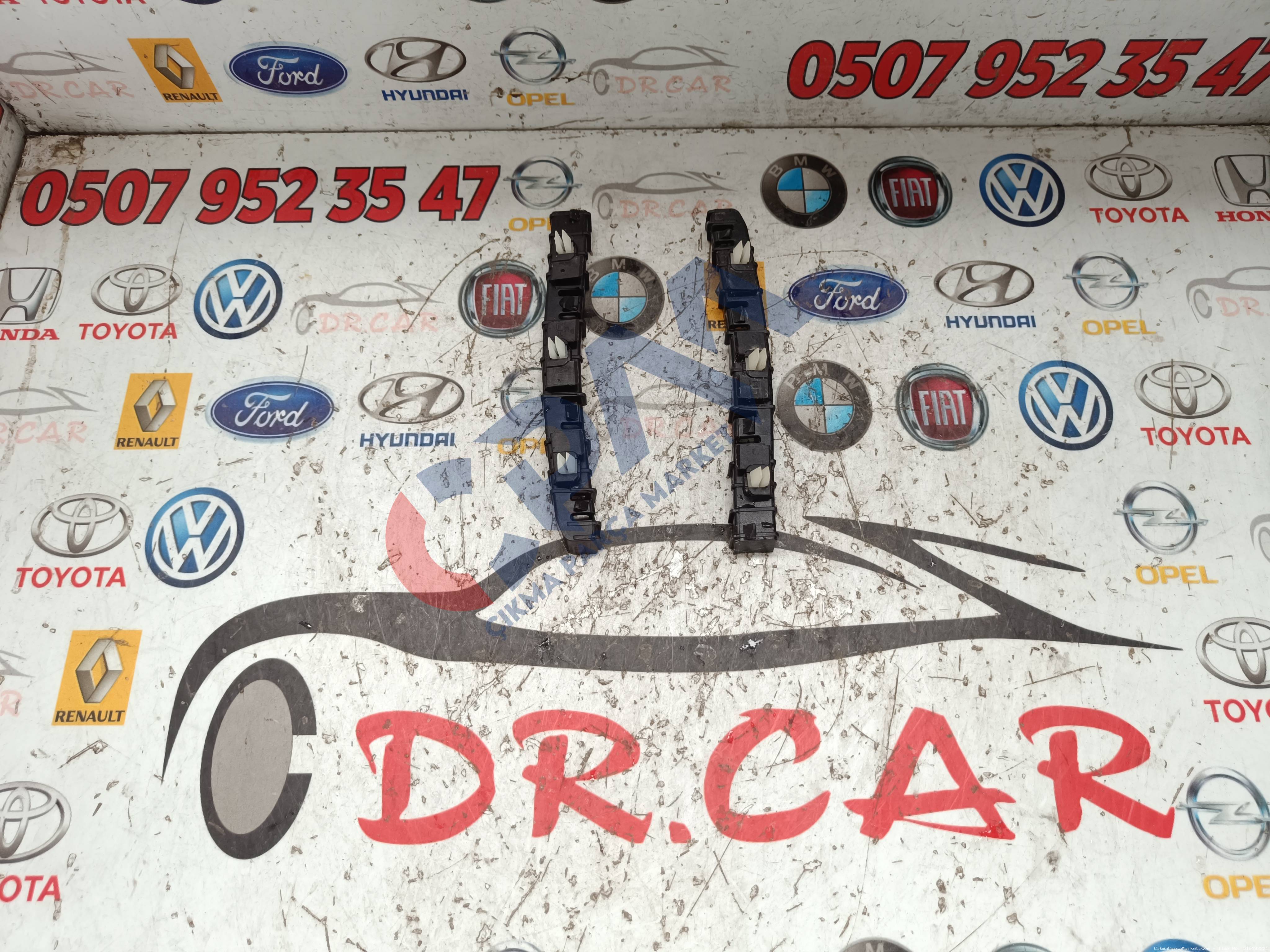 Hyundai i20 Ön Tampon Braketi 865151J500