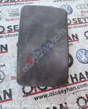 3G0864245 Passat B8 orta konsol kol dayama kapağı