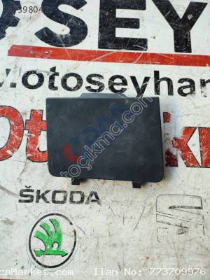 5C7857506 Jetta göğüs sol sigorta kapağı