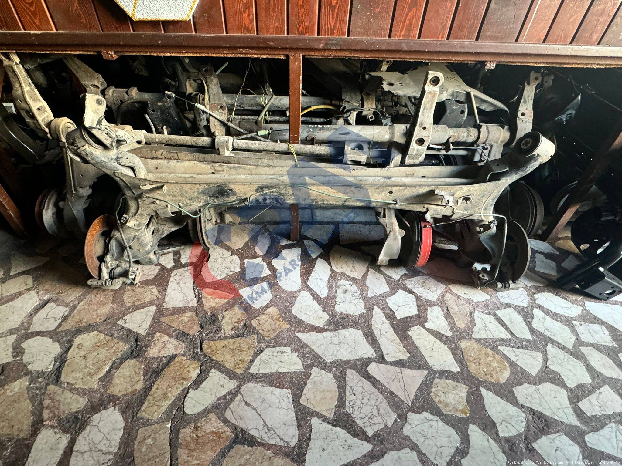 Renault Megane 2 Çıkma Arka Dingil Bağlantı Kulağı Sağ Sol