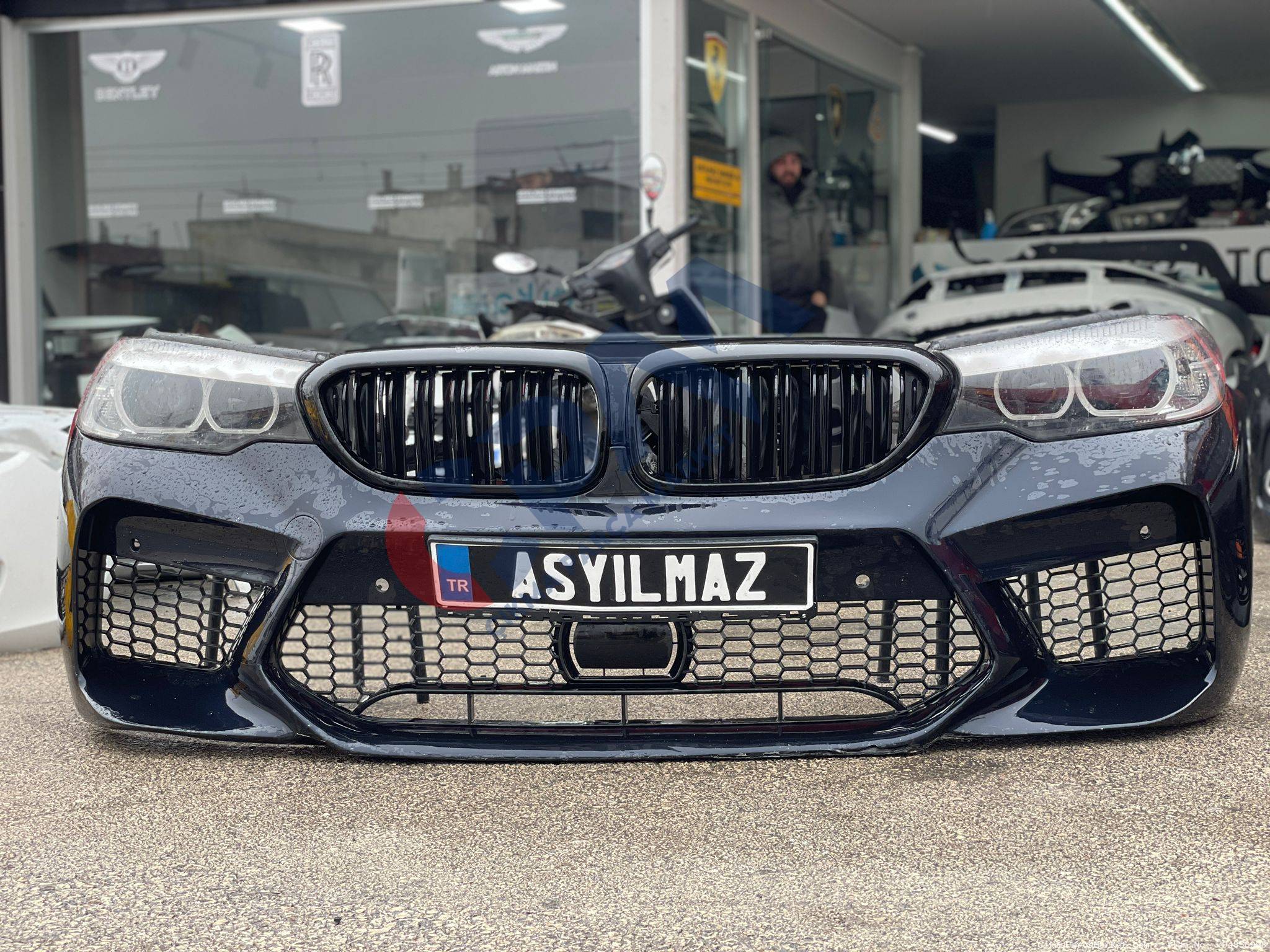 2023 2024 BMW 5 Serisi g30 ön set Ön Takım Tampon