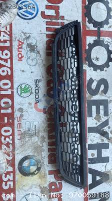 6R0853677A vw polo 2012 ön tampon ızgarası