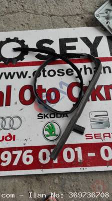 1J6839697 golf 4 arka sol kapı dış çerçeve lastiği