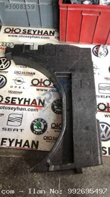 1K6858857B Volkswagen Golf 6 bagaj stepme çevresi köpüğü