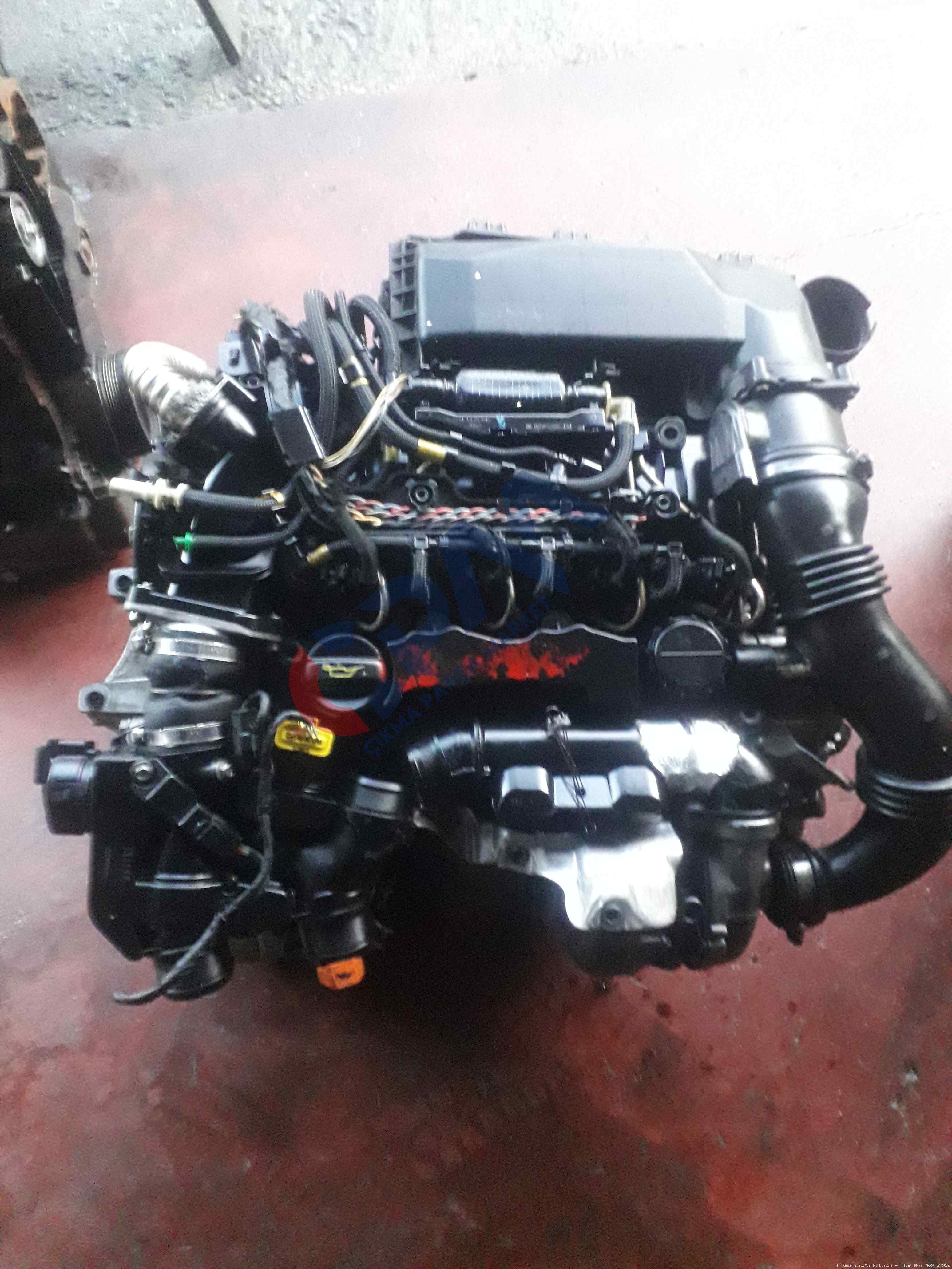 Peugeot 407 Peugeot 407 dv6 moto Komple Motor