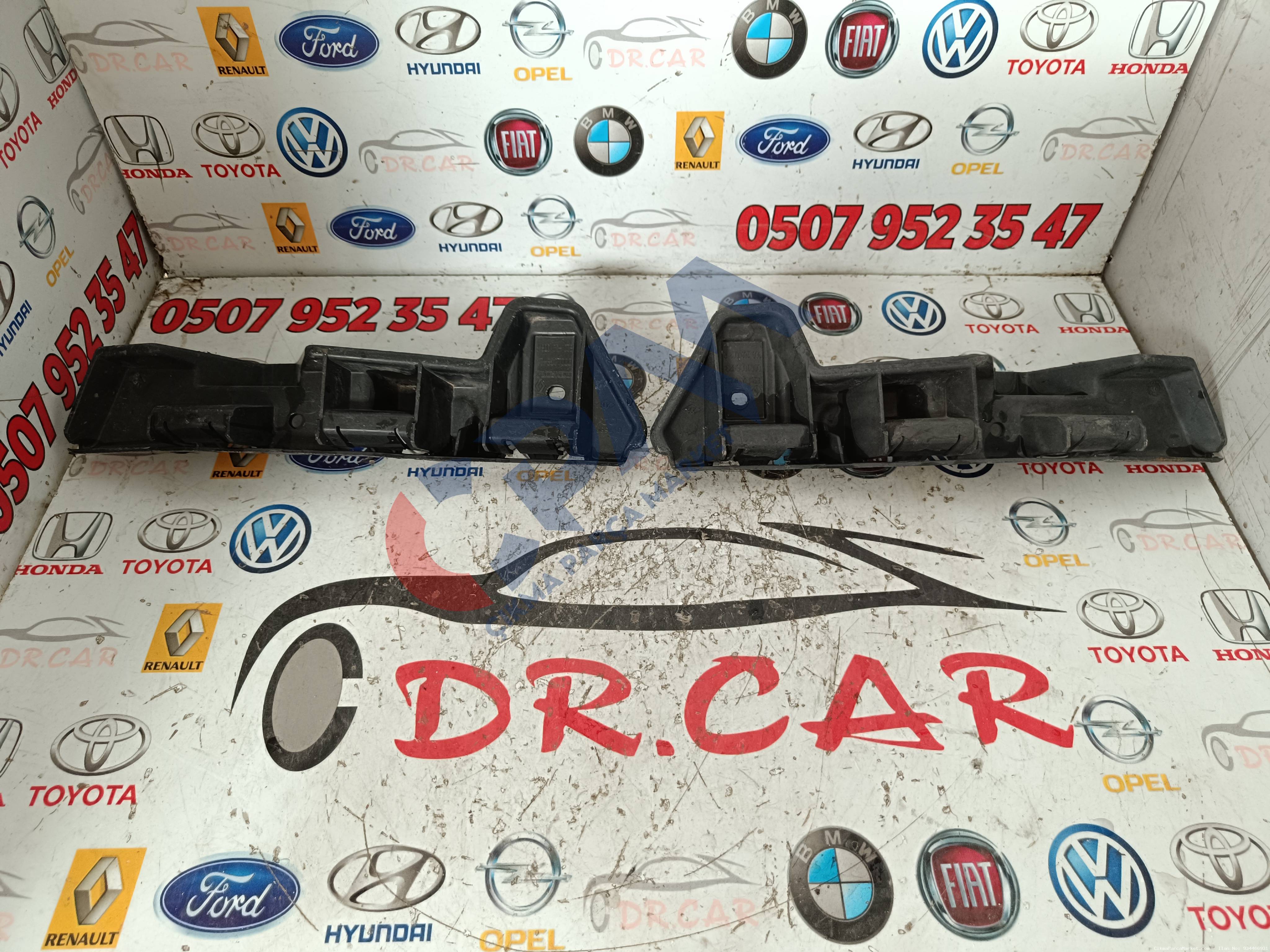 Renault Master 3 Sağ & Sol Tampon Braketi 620430006R