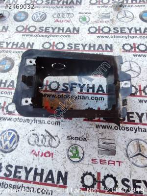 5F0863531 Seat Leon 2015 orta konsol vites topuz braketi