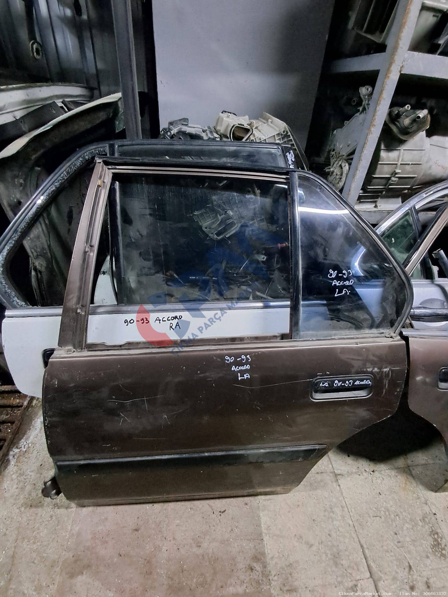 Honda Accord Sol Arka Kapı