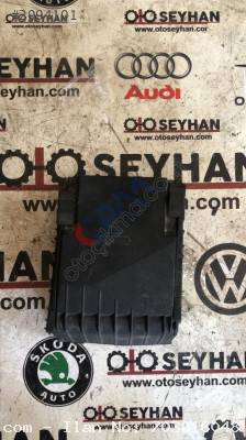 1K0937132F Volkswagen Golf 6 sigorta kutusu üst kapağı