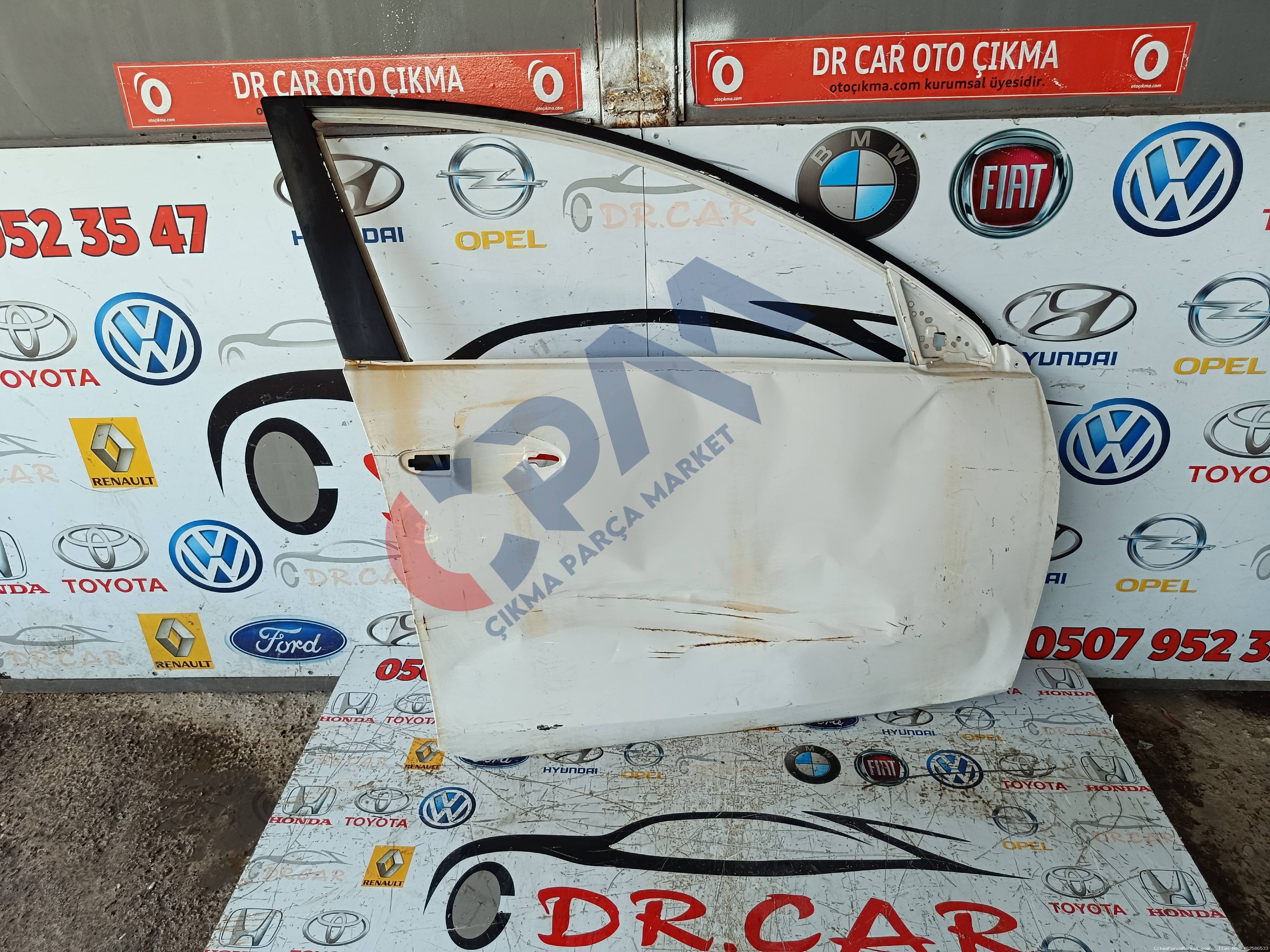 Mazda 3 Sağ Ön Kapı