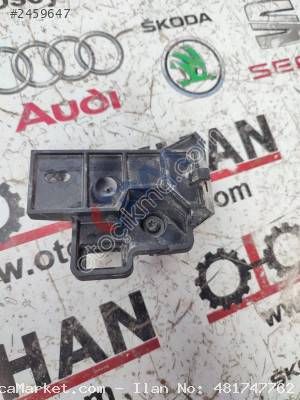 517823633B Golf 7 motor kaput açma kolu braketi