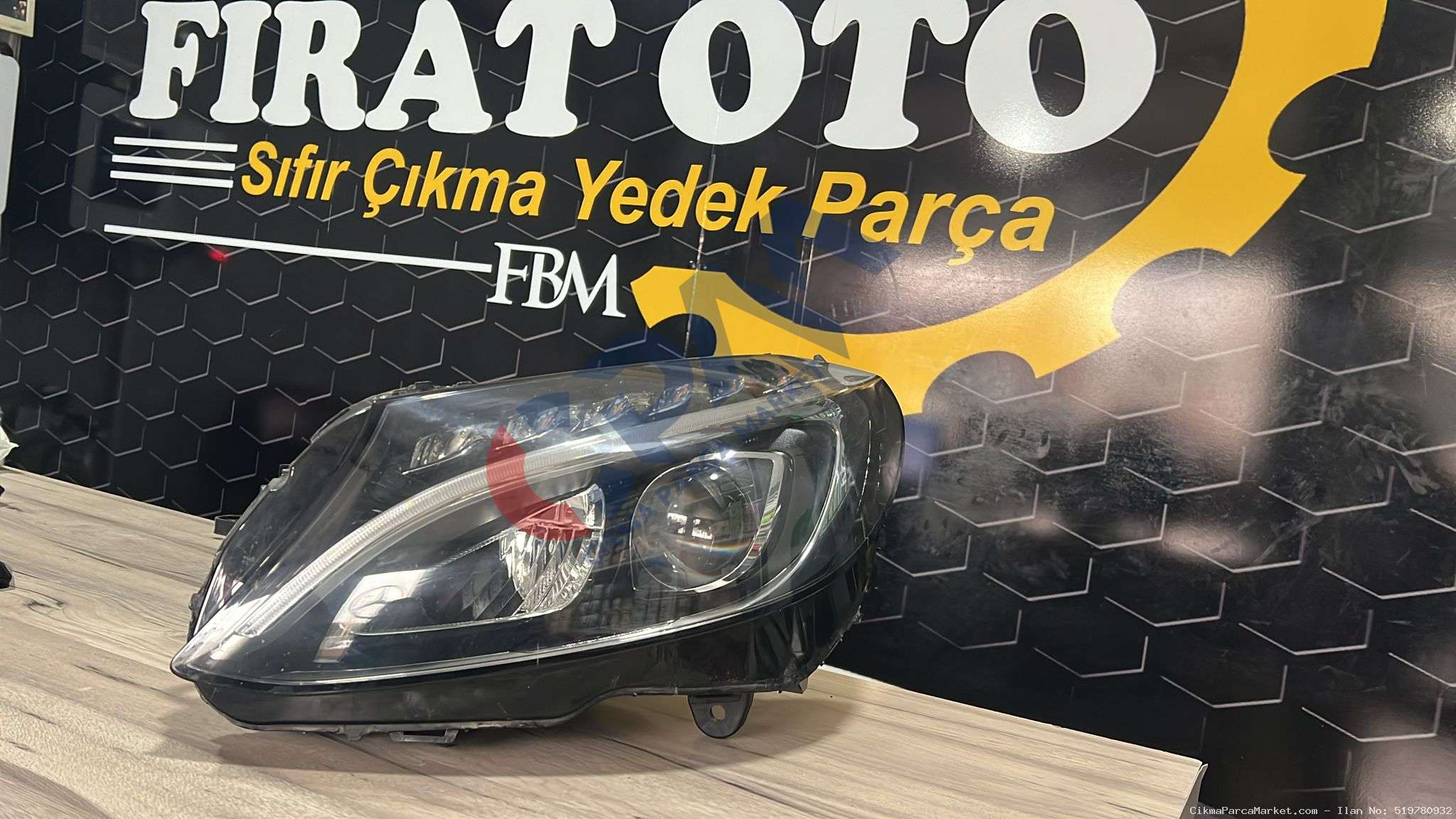 2016 2020 Mercedes C Serisi Çıkma Mercedes C200 W205 Sol Ön Far A2059062504 Far A2059062504