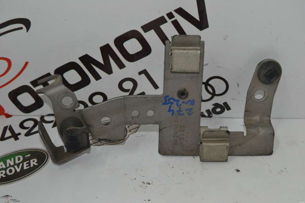 Mercedes C Serisi A205 W205 C 300 205.048 BRAKET Vakum Pompası a2741400140