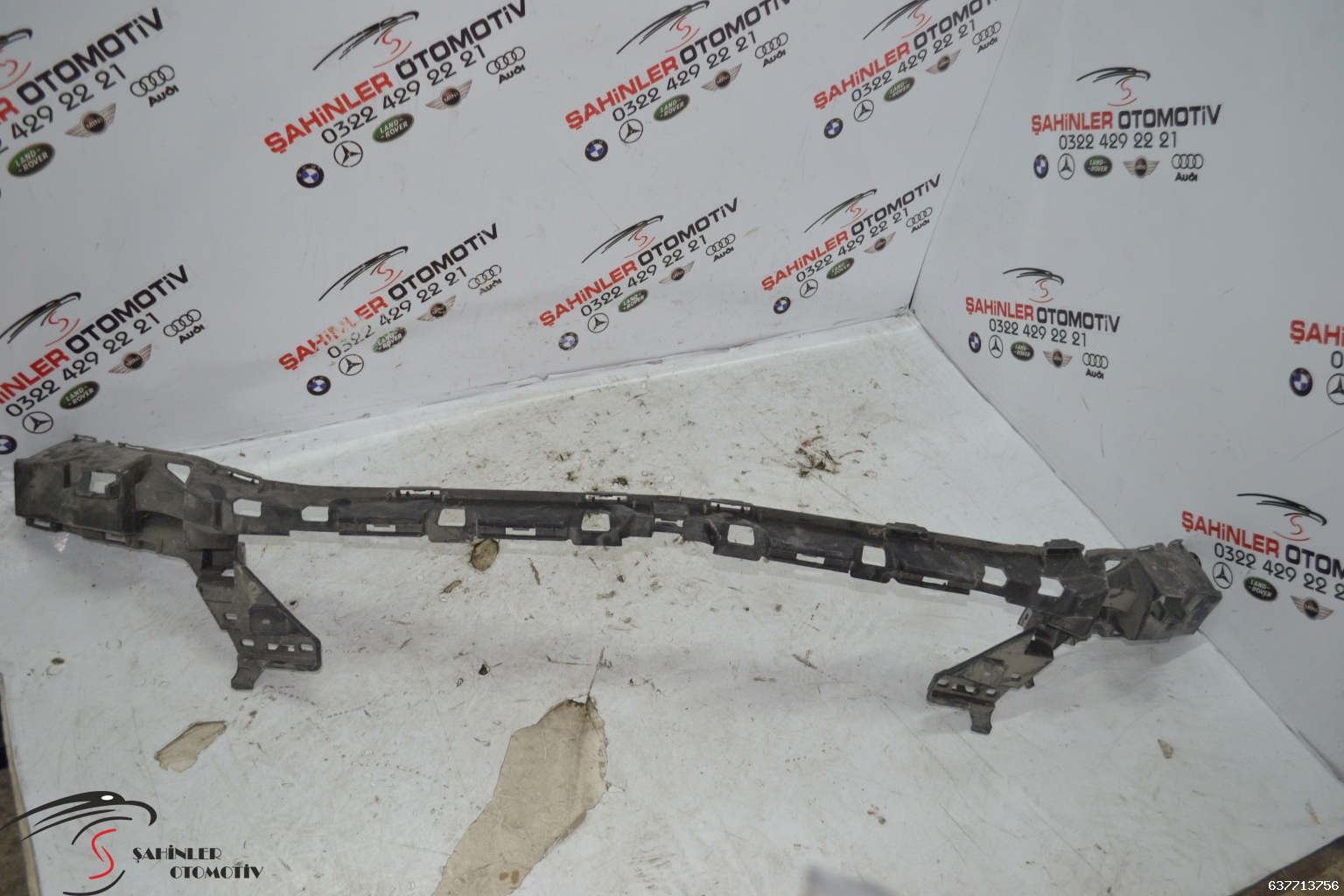 Mercedes C Serisi A205 W205 Ön Tampon Braketi A2058853365