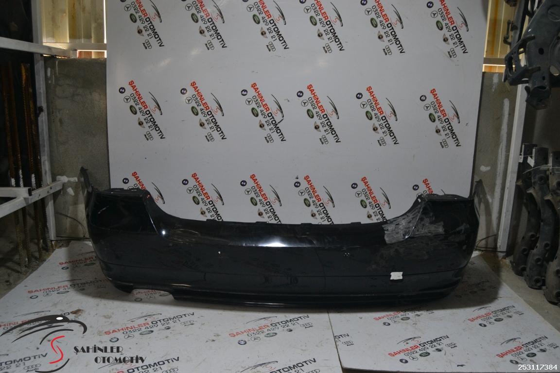 BMW 3 Serisi E90 LCİ Arka Tampon 