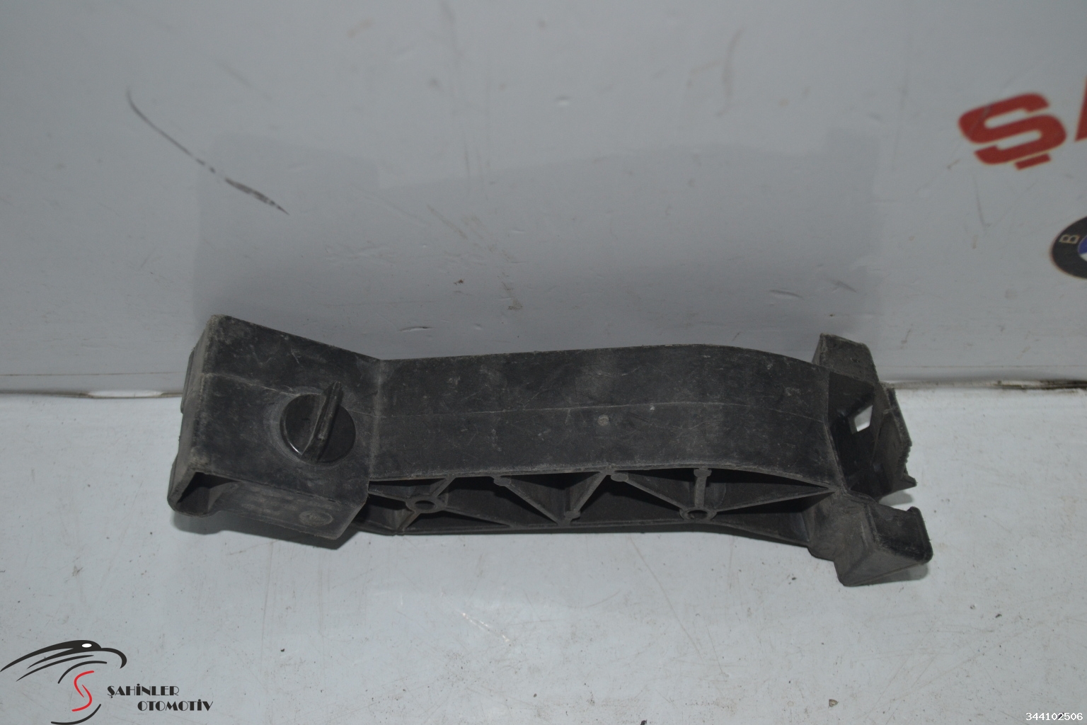 Mercedes Vito A447 W447 Sol Ön Tampon Braketi A4478850118