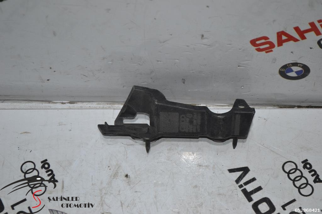 Audi A4 A4 2013 2015 Sağ Ön Tampon Braketi 8k0807284