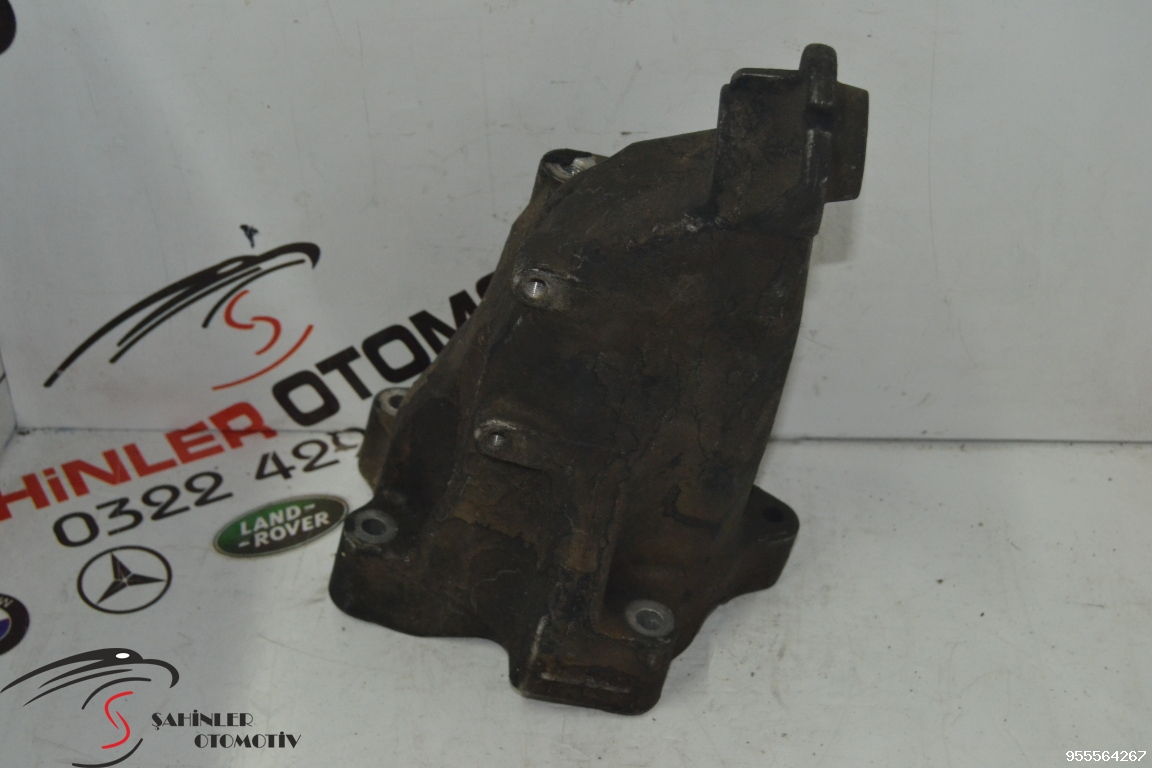 Mercedes C Serisi A204 W204 Sağ Motor Braketi a6512233404