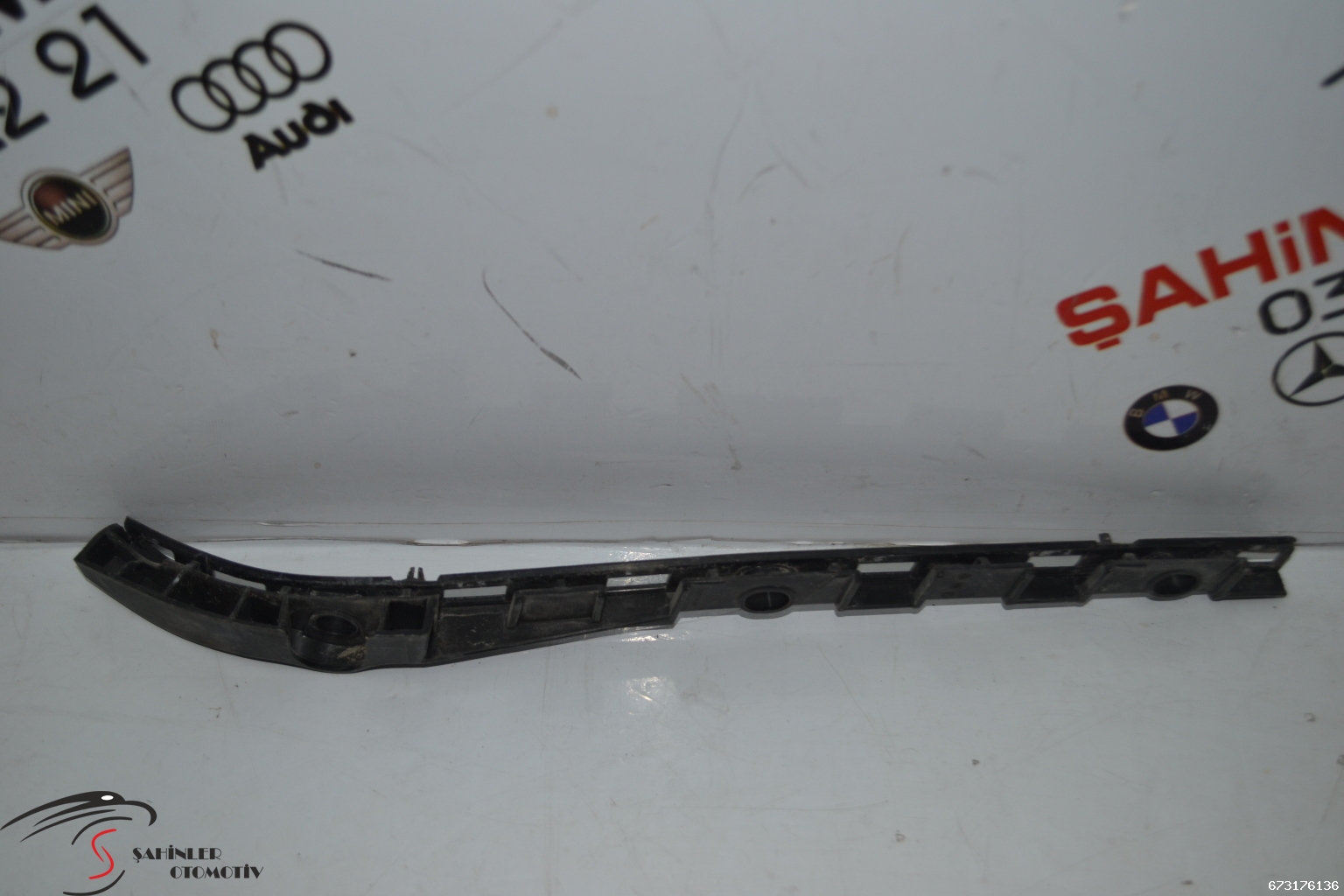 Mercedes CLA Serisi W117 A117 Sağ Arka Tampon Braketi A1178850421