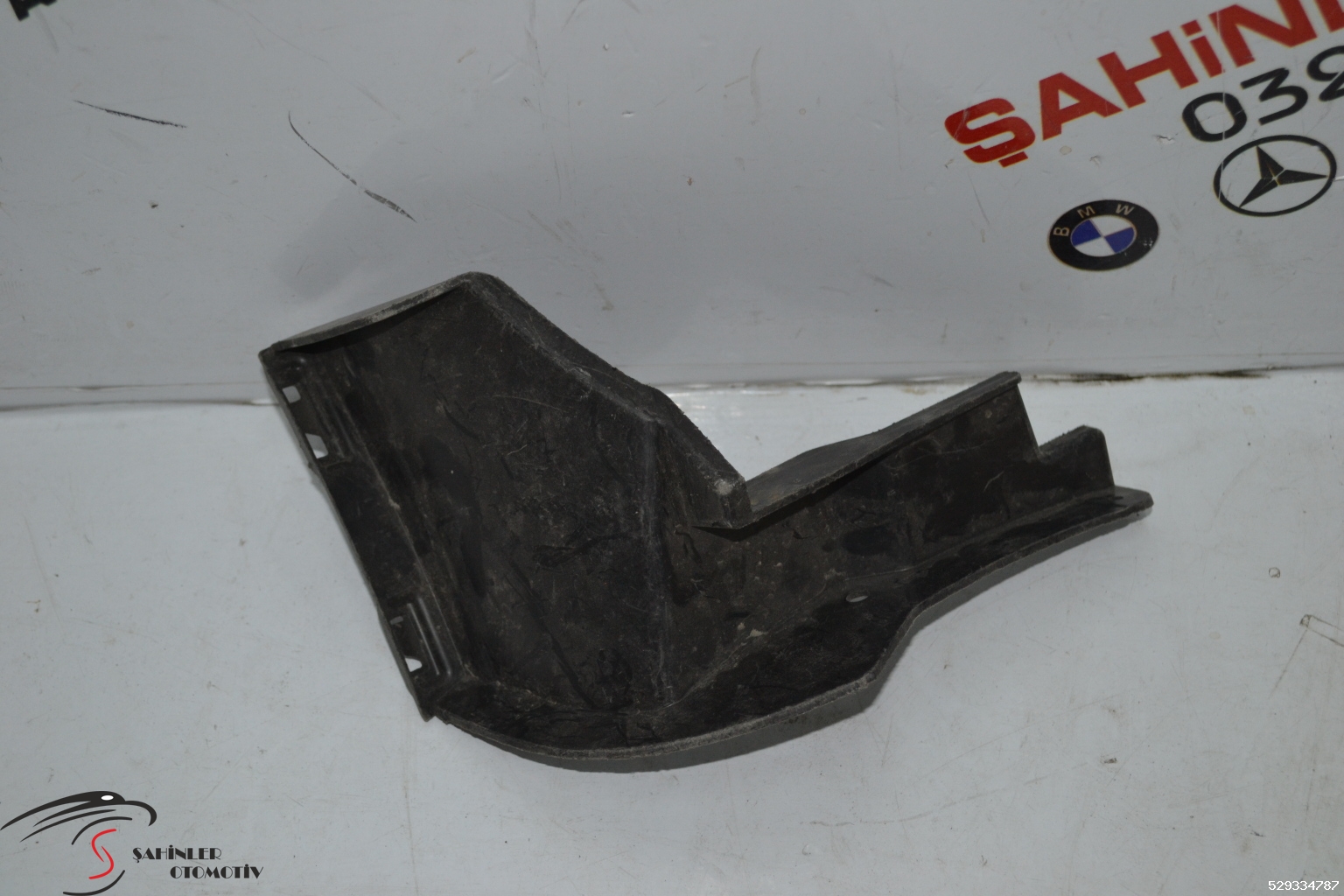 Mercedes C Serisi A204 W204 Sol Ön Braket a2048856023