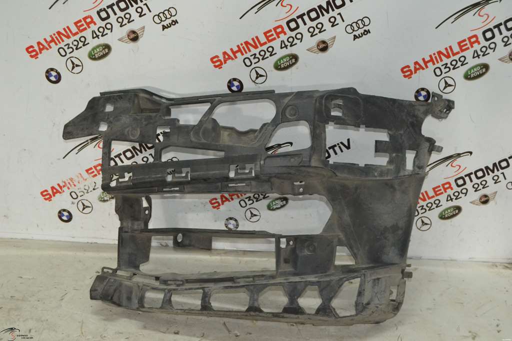 BMW 5 Serisi G30 G31 Sol Ön Tampon Braketi 51117385345