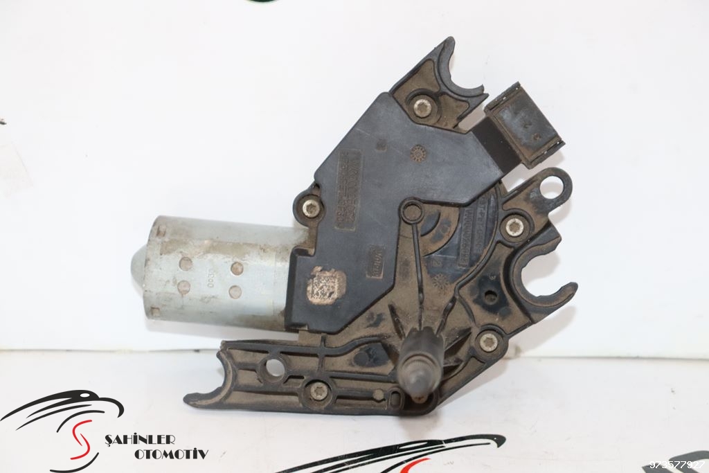 Mercedes A Serisi a176 w176 Arka Cam Silecek Motoru a1769061600