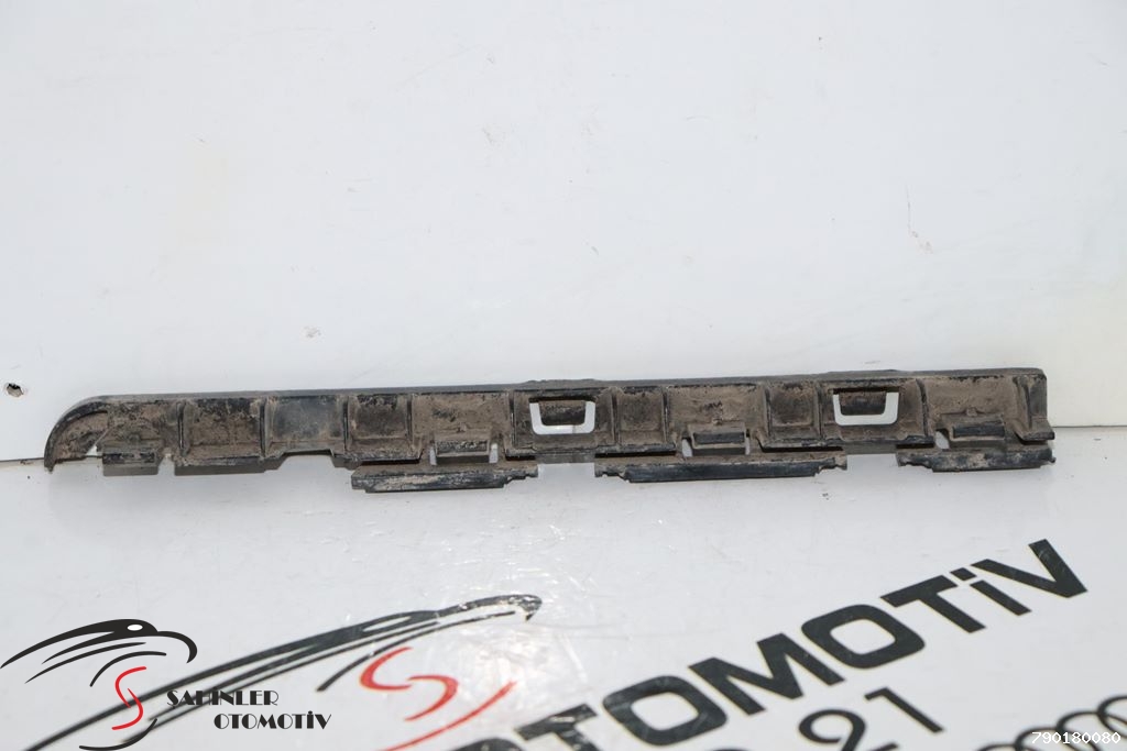 BMW 5 Serisi F10 F11 Braket 7184776