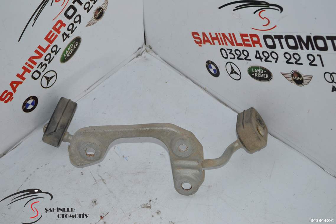 Mercedes C Serisi GLK X204 W204 A204 Sol Egzoz Braketi A2044922541