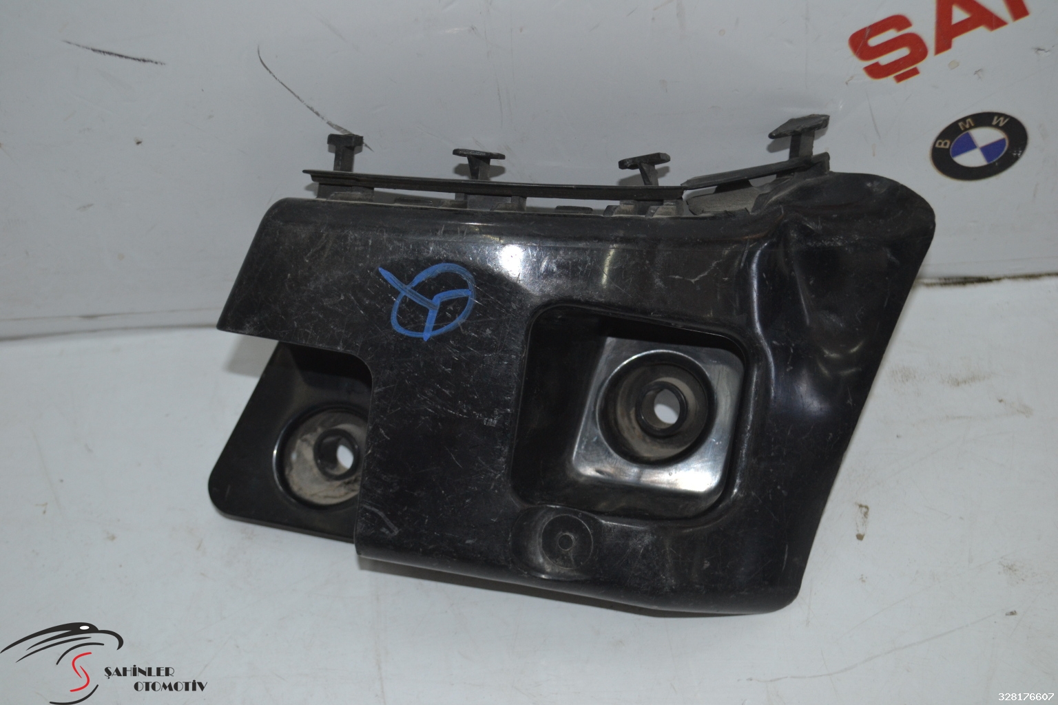 Mercedes B Serisi A246 W246 Sağ Arka Tampon Braketi a2468850265