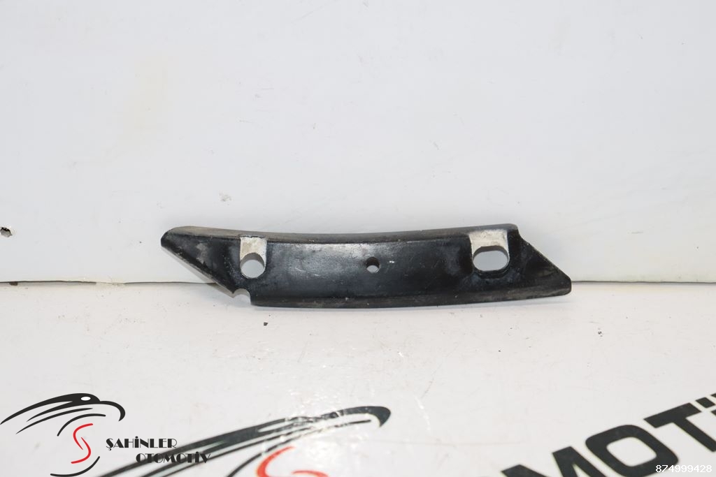 Mercedes C Serisi a204 w204 Sağ Braket a2048810406