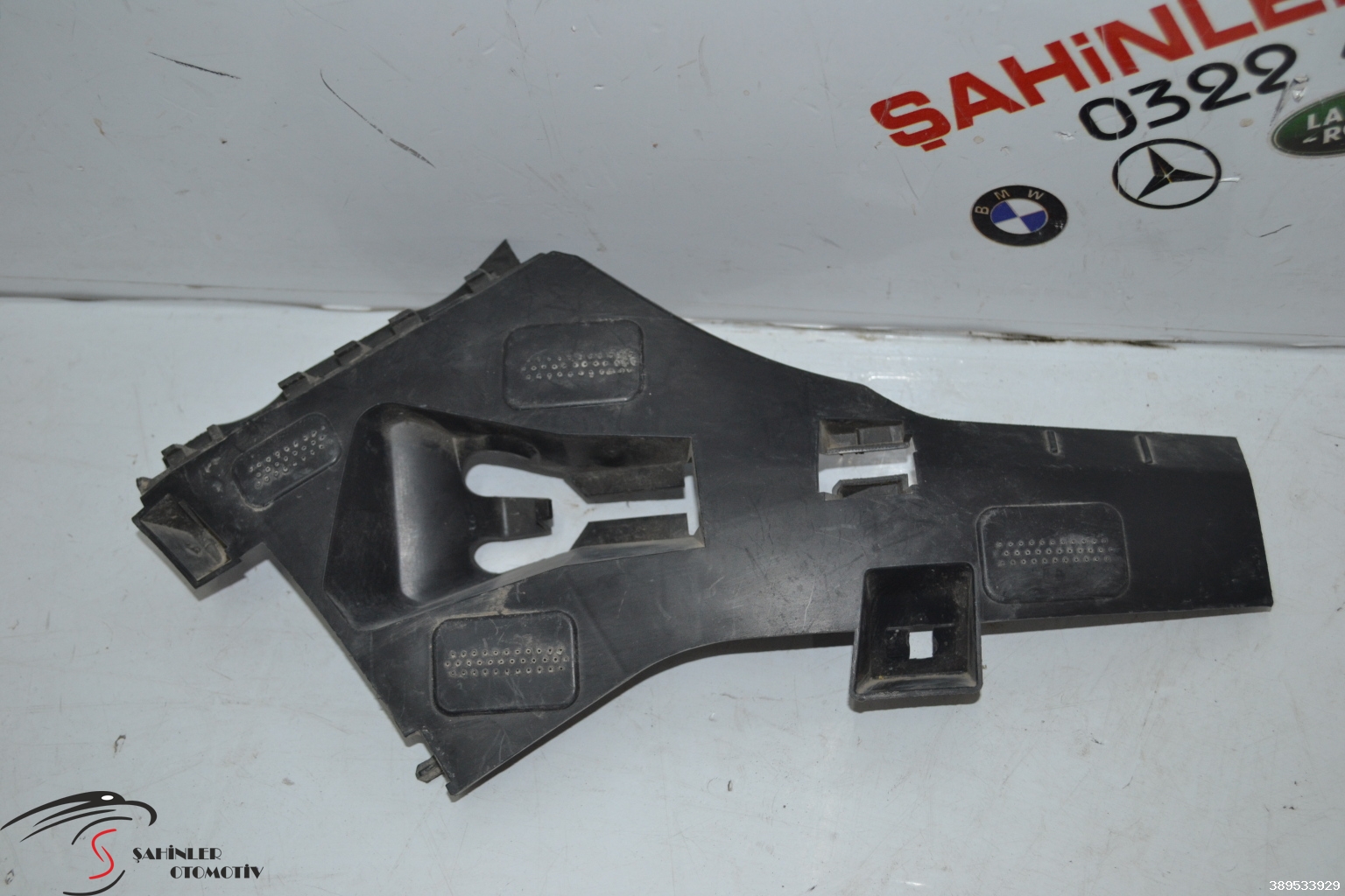 Mercedes A Serisi W176 A176 Sağ Ön Tampon Braketi A1768851400