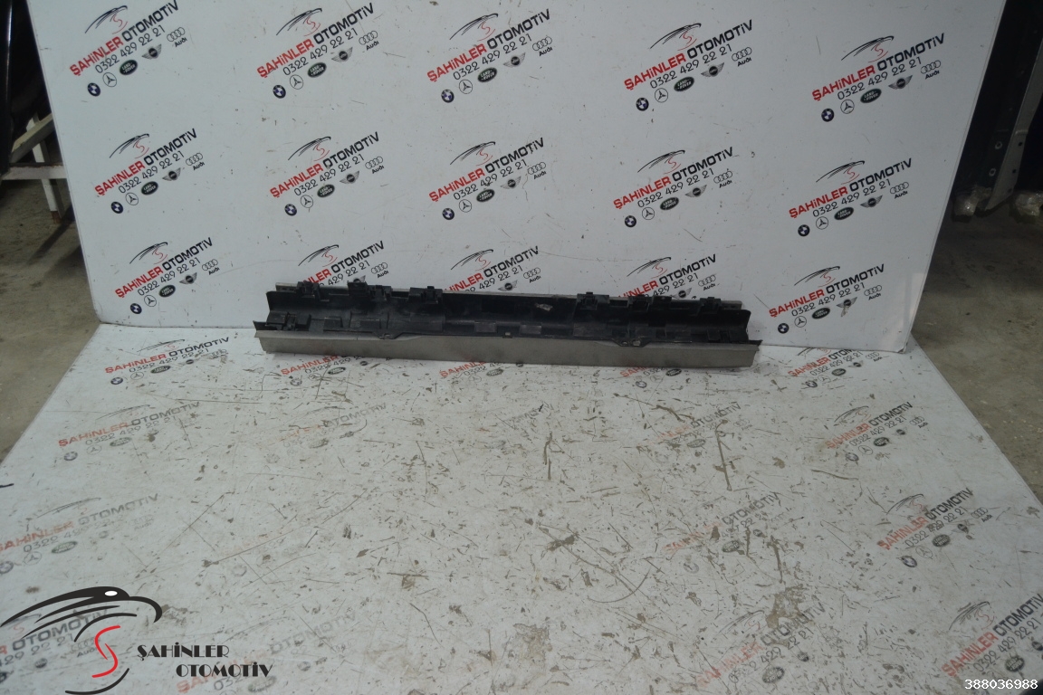 Mercedes Vito A639 W639 Tampon a6398804471