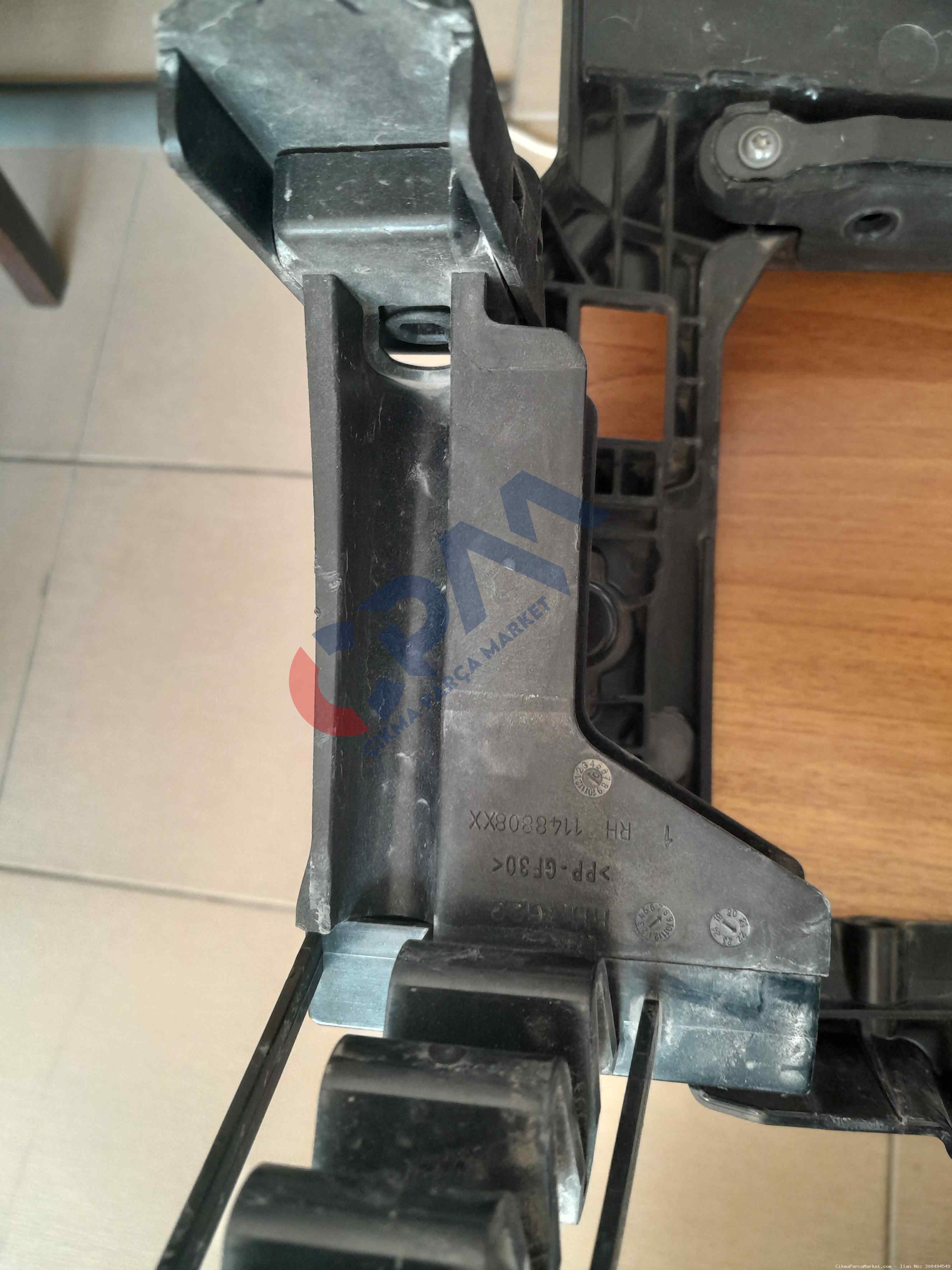 BMW 4 Serisi G22 G23 G26 Sağ Ön Tampon Braketi 1148808