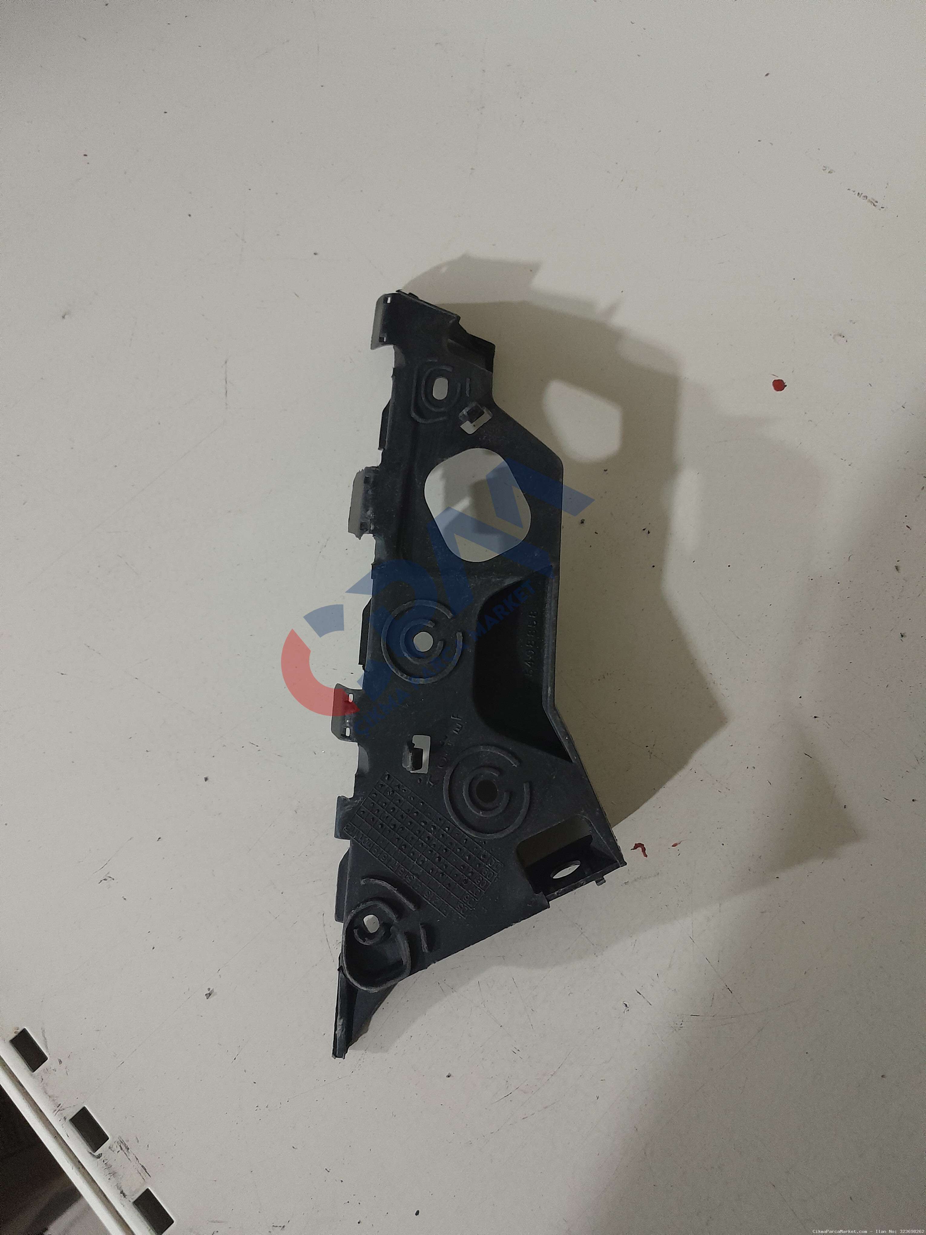 Opel Corsa D Sağ Ön Tampon Braketi   13179964