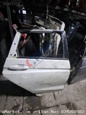 Honda Jazz Sağ Arka Kapı