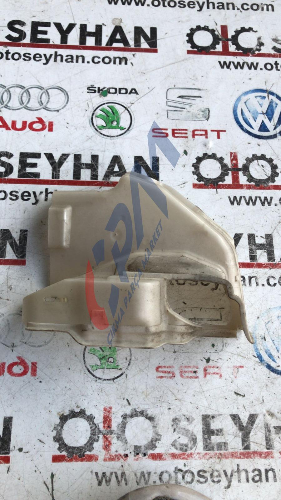 1K0837349A vw jetta sol ön kapı kilidi koruyucu 05 11 1K0837349A