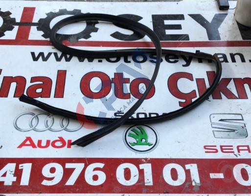 5C6839699 volkswagen jetta 2011 15 sol arka kapı toz lastiği