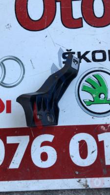 8V1863616 audi a3 orta konsol bağlantı braketi sağ