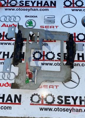 1T0906216L volkswagen caddy 2005 motor beyni yuvası