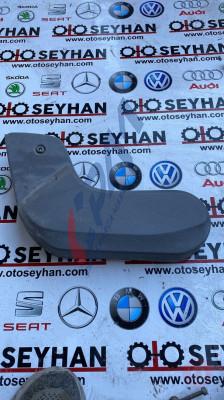 2K0883317H volkswagen caddy sol arka koltuk yan kaplaması