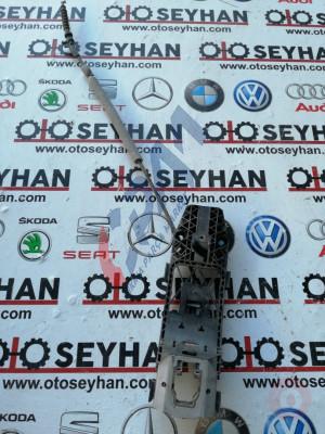 5N0839885G vw golf 6 ön kapı açma kolu braketi