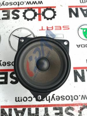 65139141494 BMW X5 E70 arka kapı küçük hoparlör