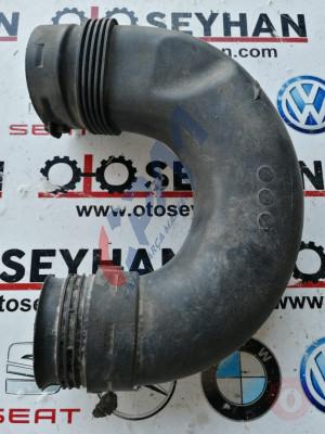 1K0129618BA vw caddy 1.9 bjb hava filtre borusu