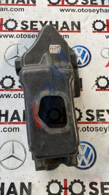 8P0863876 audi a3 2008 vites mekanizması koruyucu kaplaması