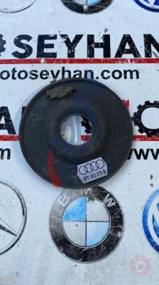 8P0863876B audi a3 2008 vites mekanizması üst kapağı