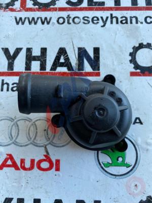 03C121121D audi a3 2008 1.4 tfsi termostat kapağı borusu