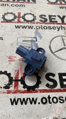 1K0955557A volkswagen golf 5 jetta sağ ön kapı airbag darbe sensörü