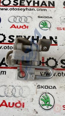 1K4833412H volkswagen golf 5 sağ arka kapı alt menteşesi